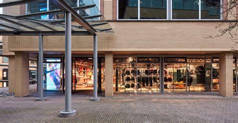 hr nike hilversum|nike telephone number.